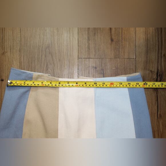 Le Lis Colorblock Mini Skirt Blue Beige Cream Slit Detail Women’s Size M - Picture 5 of 6